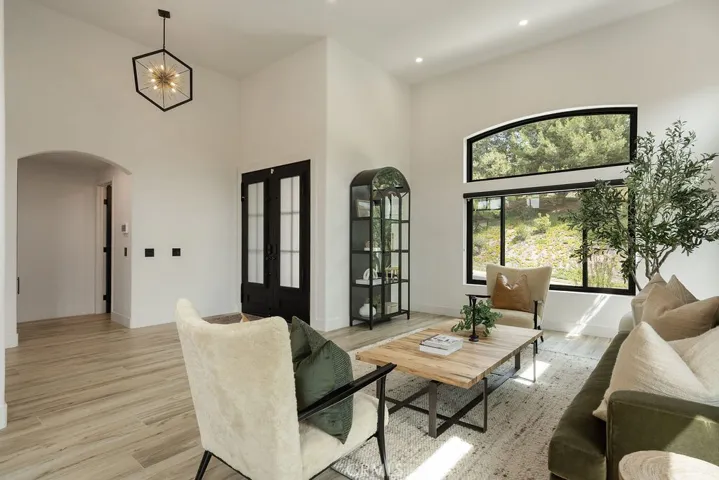 837 S Canyon Mist Lane, Anaheim Hills, California 92808