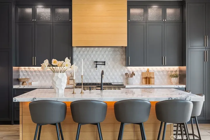 837 S Canyon Mist Lane, Anaheim Hills, California 92808
