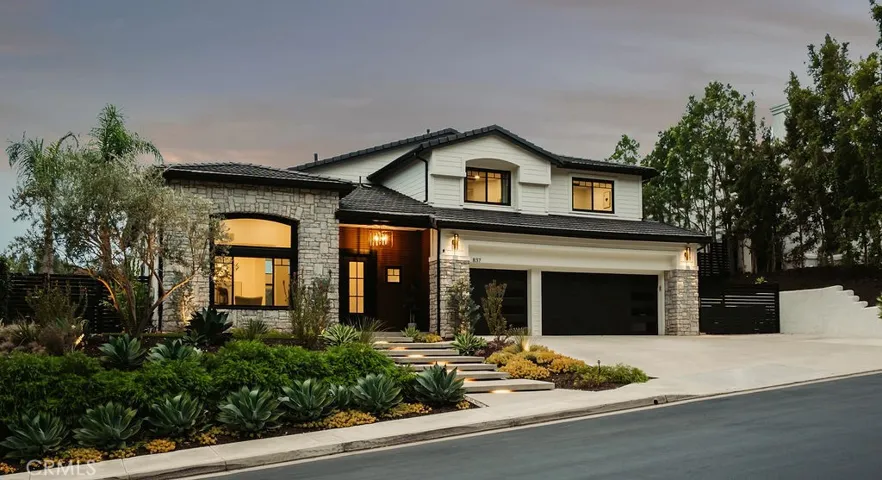837 S Canyon Mist Lane, Anaheim Hills, California 92808