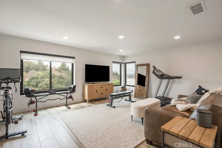 837 S Canyon Mist Lane, Anaheim Hills, California 92808