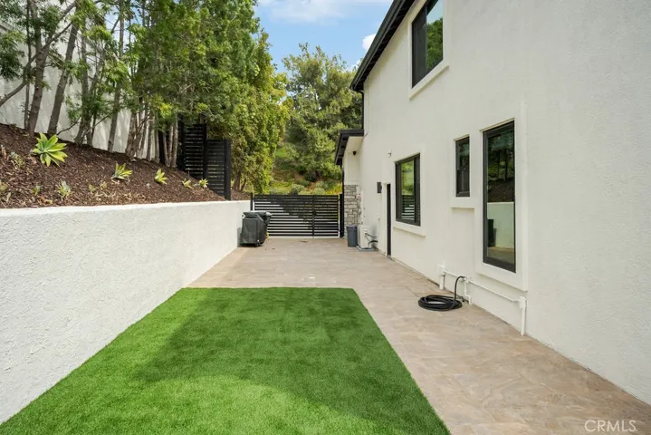 837 S Canyon Mist Lane, Anaheim Hills, California 92808