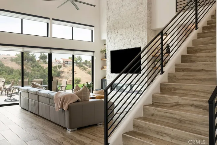 837 S Canyon Mist Lane, Anaheim Hills, California 92808