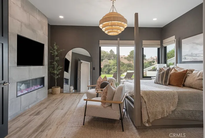 837 S Canyon Mist Lane, Anaheim Hills, California 92808