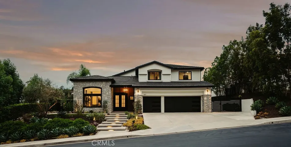 837 S Canyon Mist Lane, Anaheim Hills, California 92808