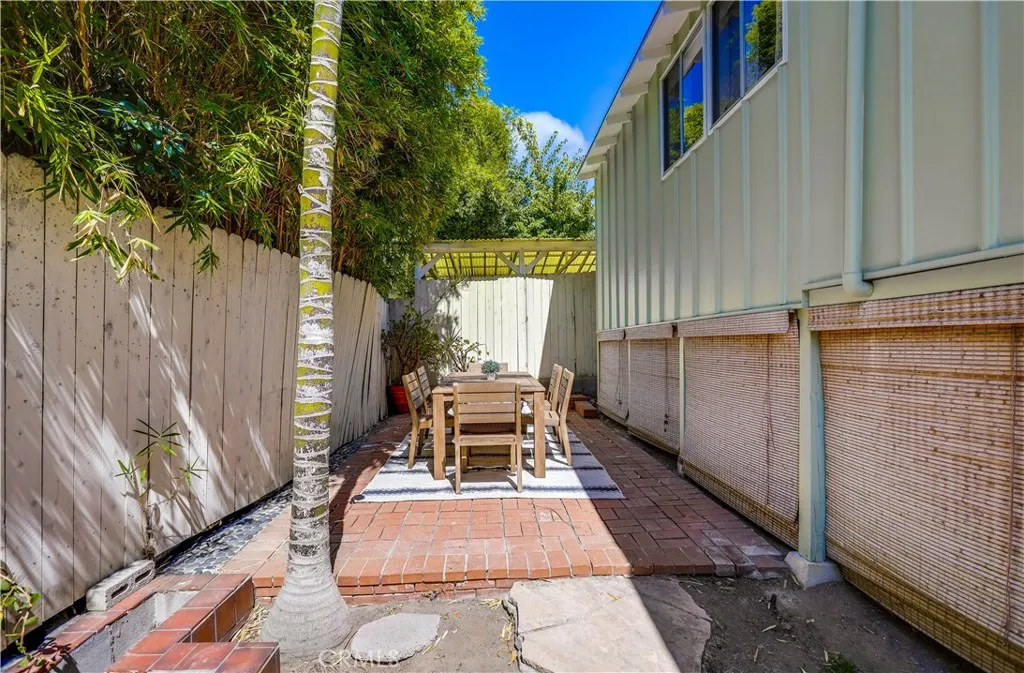 464 Agate Street A/b, Laguna Beach, California 92651 home-pic-71