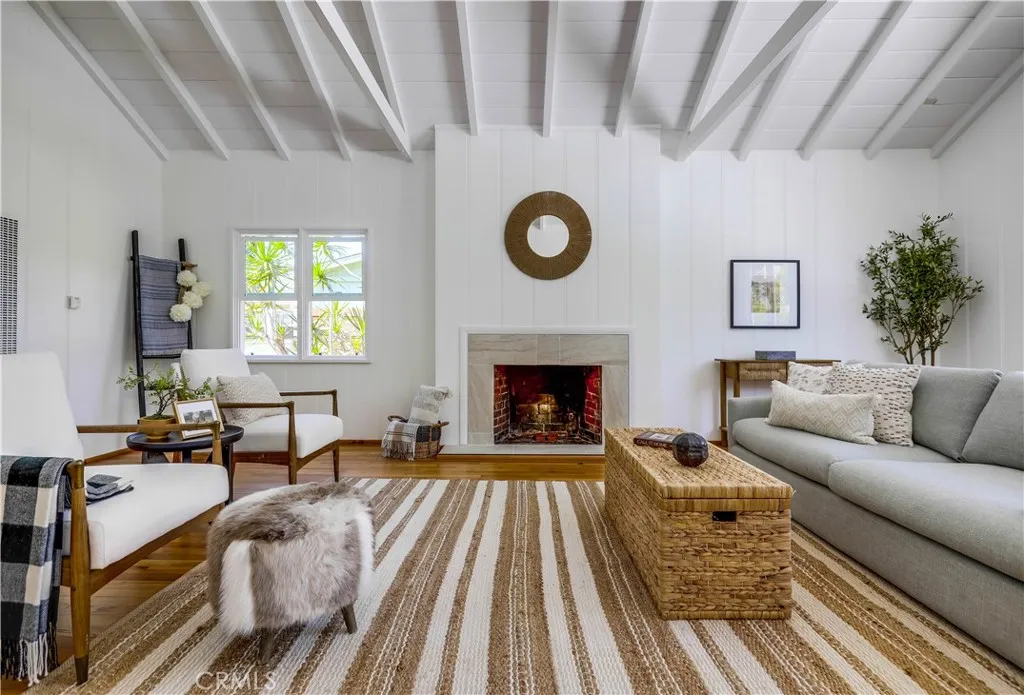464 Agate Street A/b, Laguna Beach, California 92651 home-pic-13