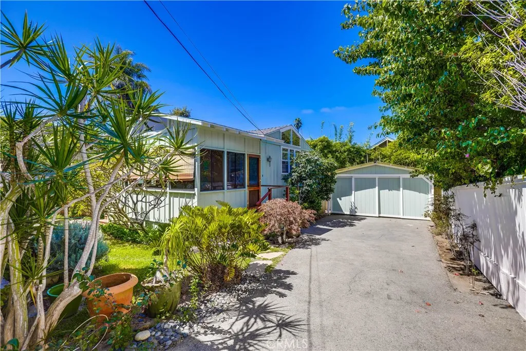 464 Agate Street A/b, Laguna Beach, California 92651 home-pic-32