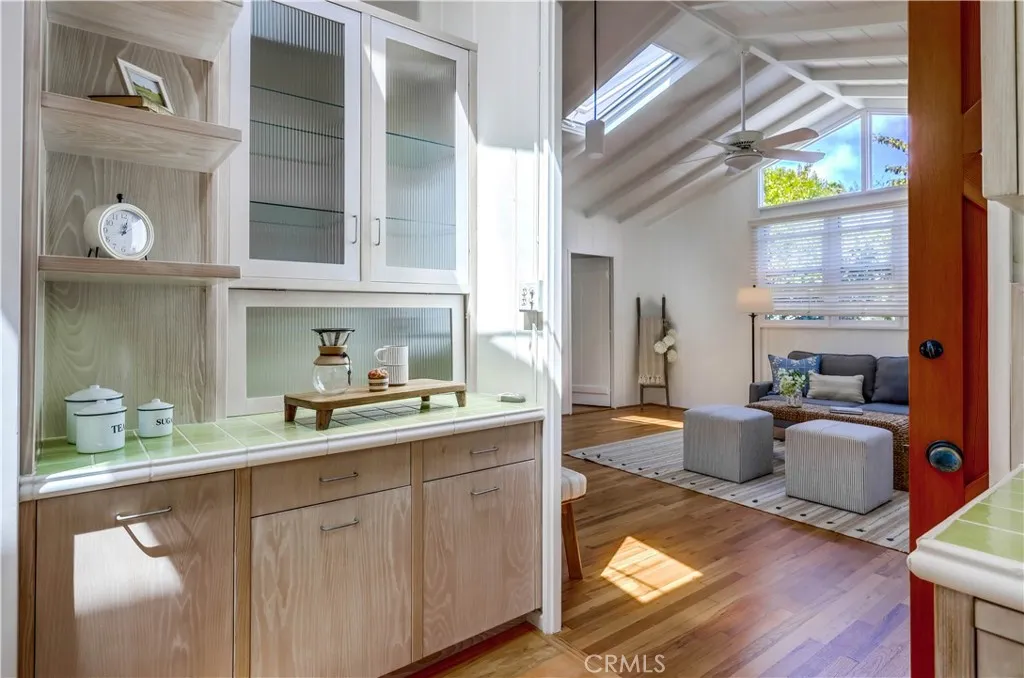 464 Agate Street A/b, Laguna Beach, California 92651 home-pic-50