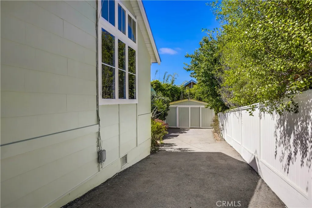 464 Agate Street A/b, Laguna Beach, California 92651 home-pic-31