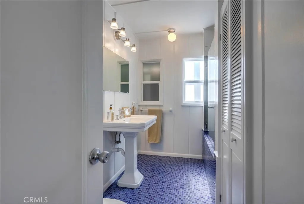 464 Agate Street A/b, Laguna Beach, California 92651 home-pic-27