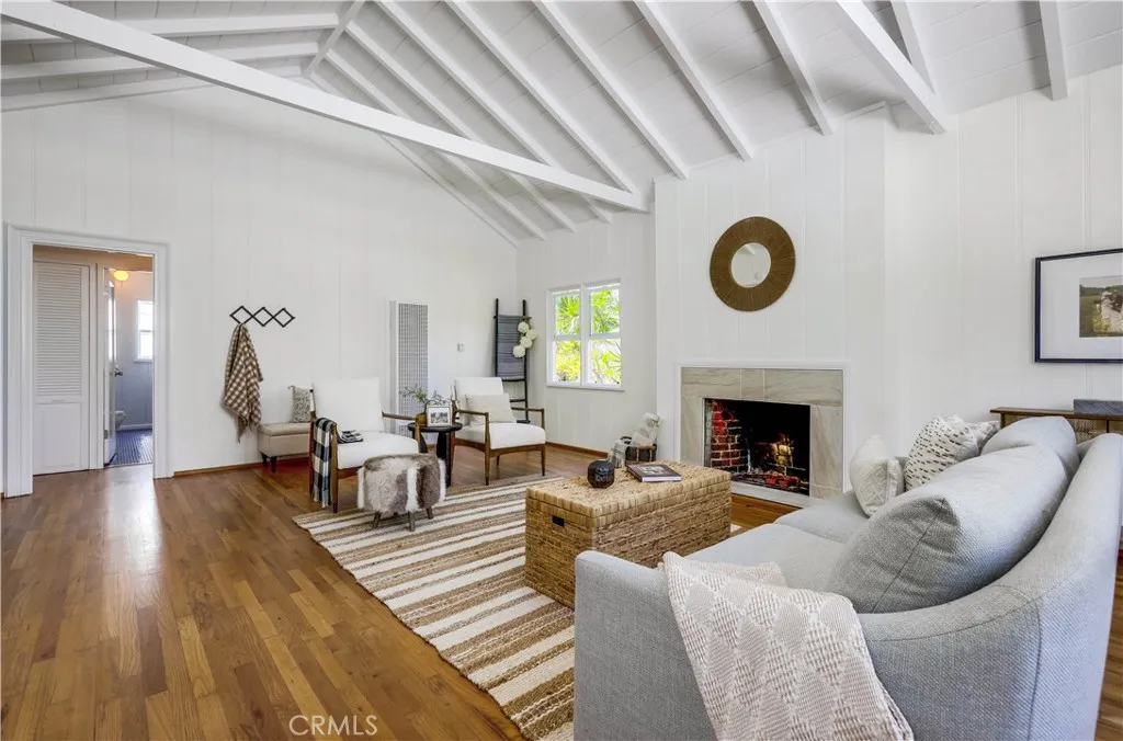 464 Agate Street A/b, Laguna Beach, California 92651 home-pic-11