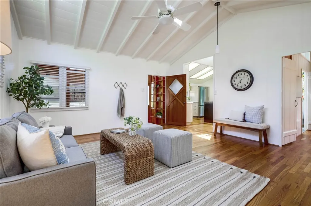 464 Agate Street A/b, Laguna Beach, California 92651 home-pic-41