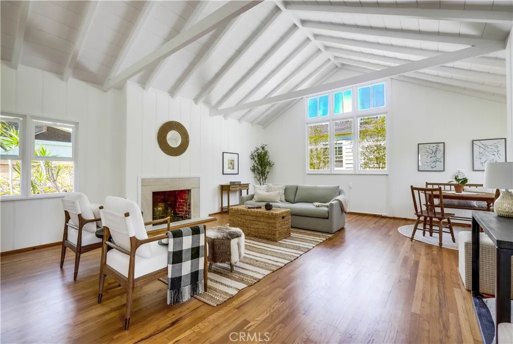 464 Agate Street A/b, Laguna Beach, California 92651 home-pic-4