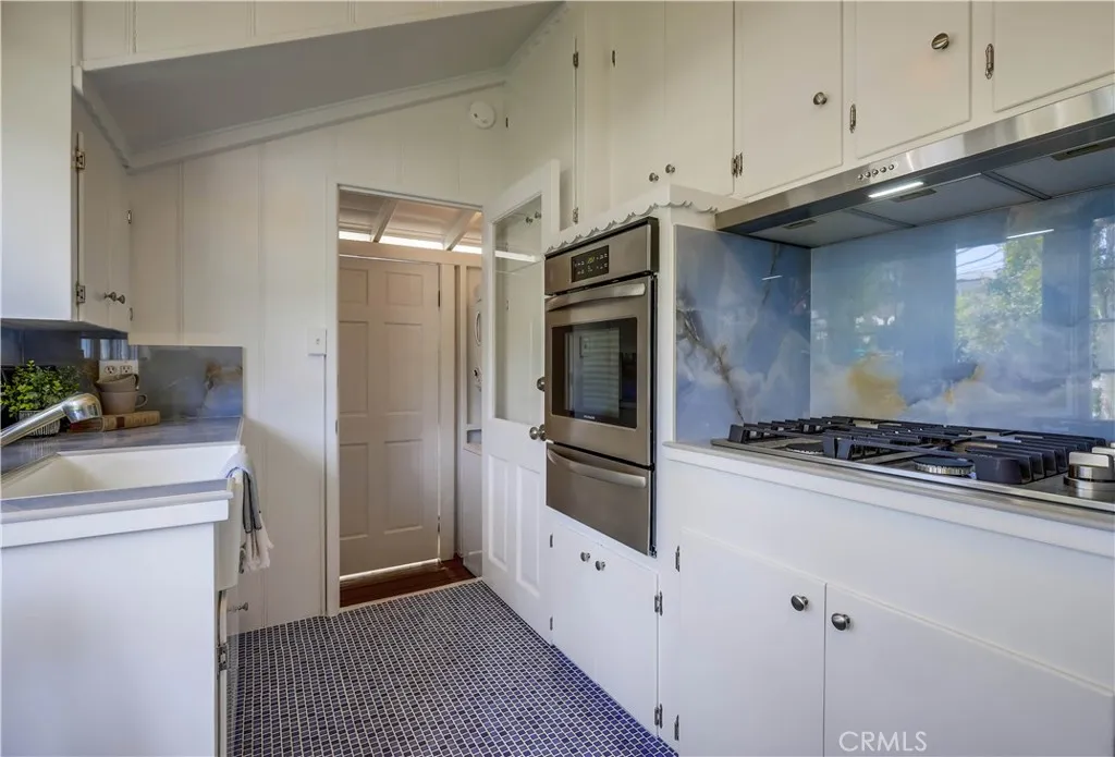464 Agate Street A/b, Laguna Beach, California 92651 home-pic-19