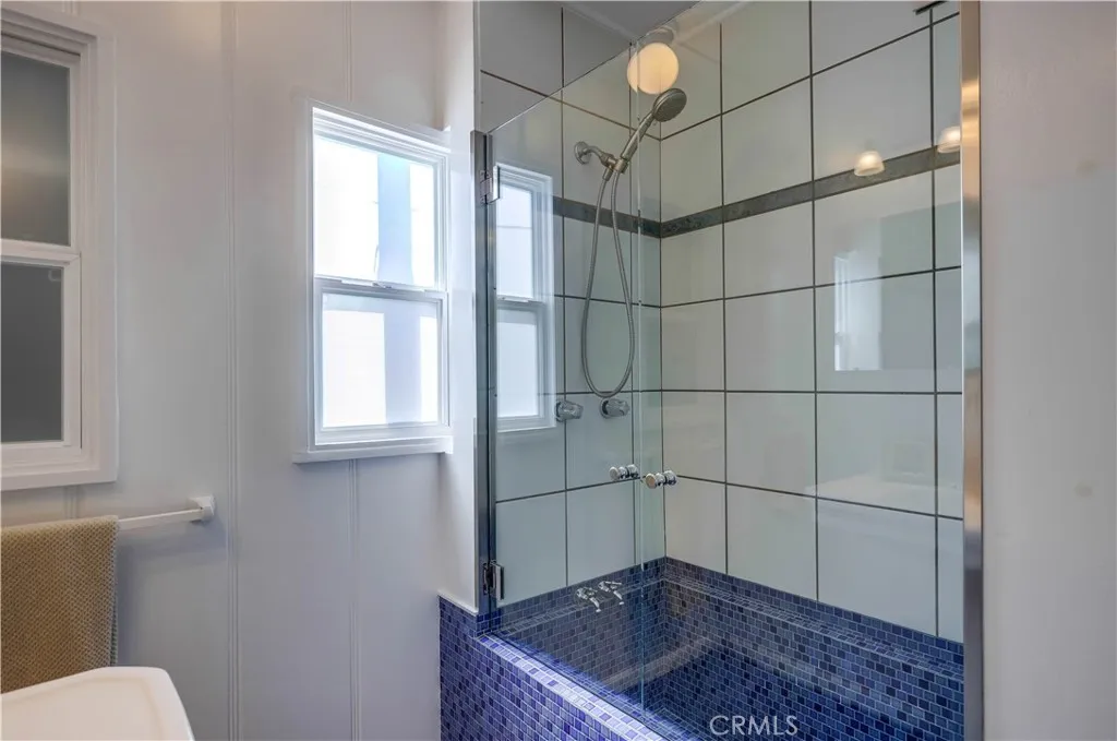 464 Agate Street A/b, Laguna Beach, California 92651 home-pic-29