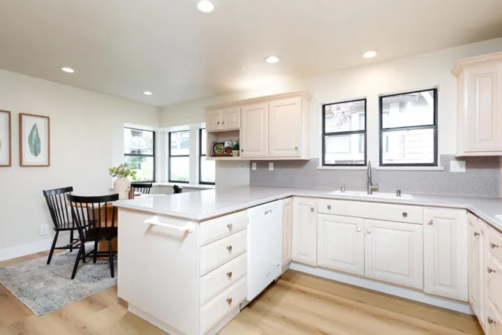 2908 Ransford Avenue, Pacific Grove, California 93950