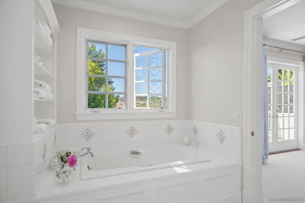 5618 Loma Verde Dr, Rancho Santa Fe, California 92067 home-pic-26