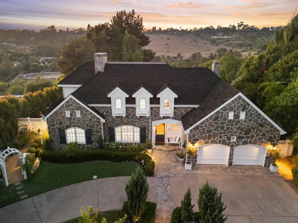 5618 Loma Verde Dr, Rancho Santa Fe, California 92067 home-pic-35