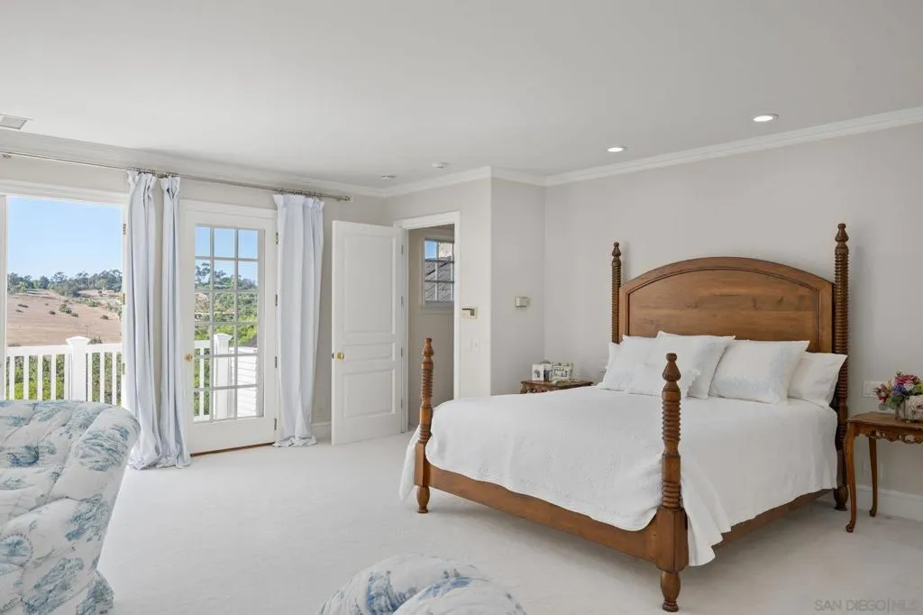 5618 Loma Verde Dr, Rancho Santa Fe, California 92067 home-pic-23