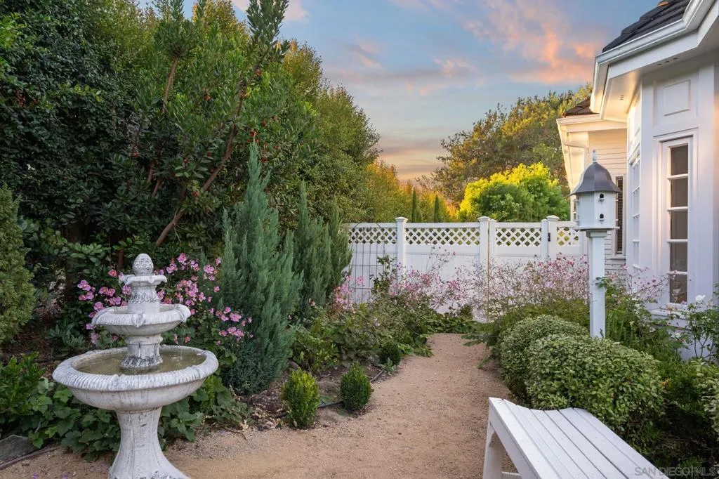 5618 Loma Verde Dr, Rancho Santa Fe, California 92067 home-pic-29