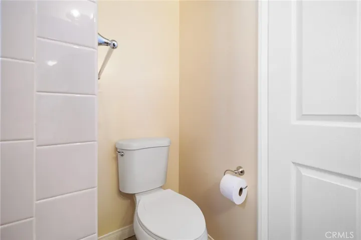 10530 Mcvine Avenue, Sunland, California 91040