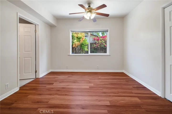 10530 Mcvine Avenue, Sunland, California 91040