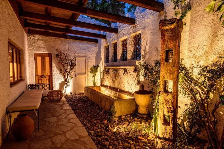 SA - 57.jpg-entry courtyard-twilight