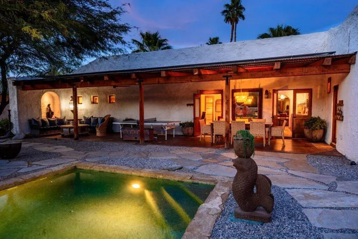 SA - 52.jpg-covered patio