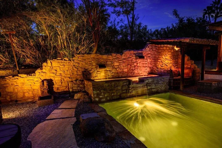 SA - 60.jpg-pool waterfall-night