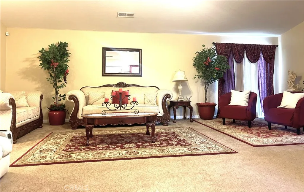 6168 W Scott Avenue, Fresno, California 93723 home-pic-3