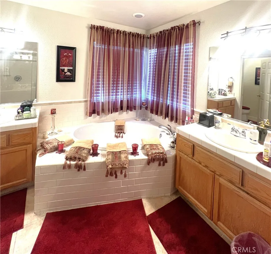 6168 W Scott Avenue, Fresno, California 93723 home-pic-19