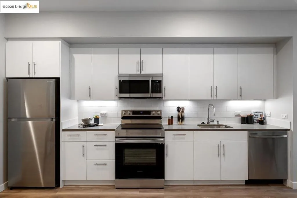 260 Brooklyn Basin Way 428, Oakland, California 94606 home-pic-13