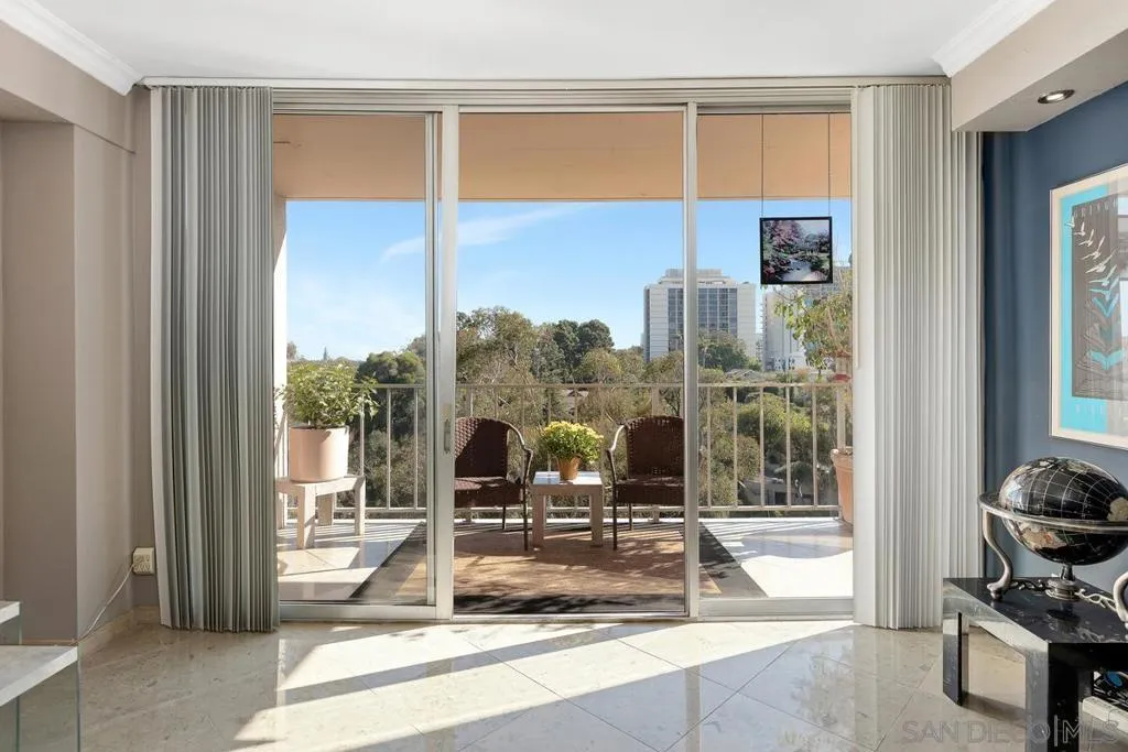 3635 7th Ave 6c, San Diego, California 92103 home-pic-8