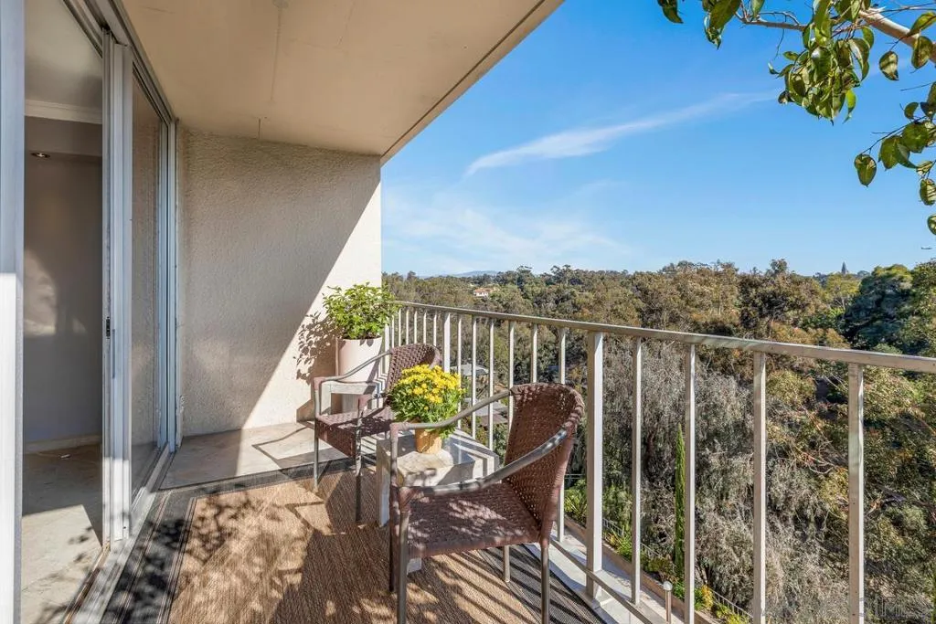3635 7th Ave 6c, San Diego, California 92103 home-pic-25