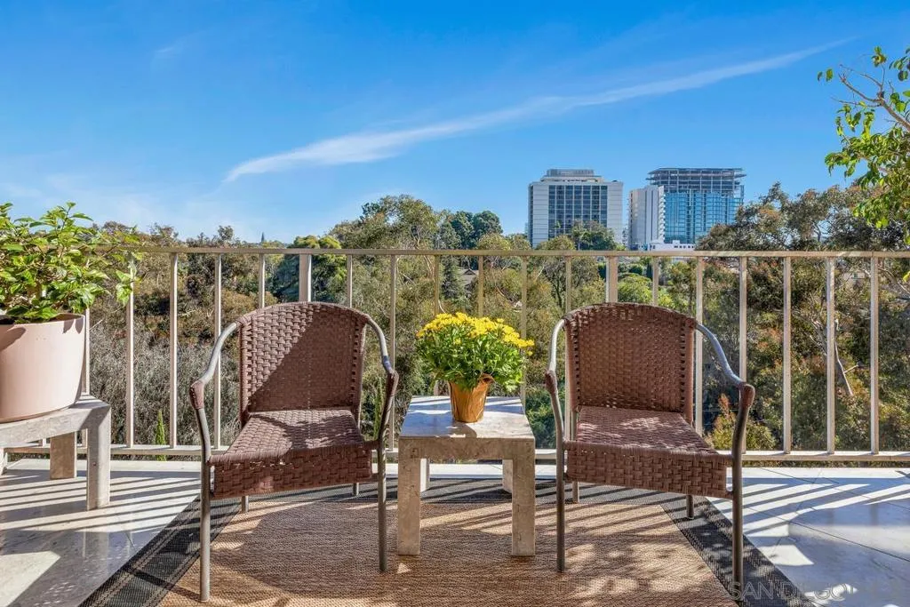 3635 7th Ave 6c, San Diego, California 92103 home-pic-1