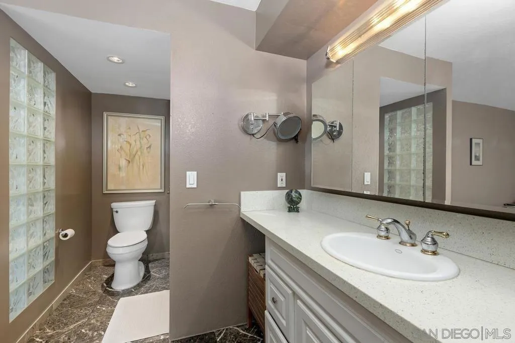 3635 7th Ave 6c, San Diego, California 92103 home-pic-17