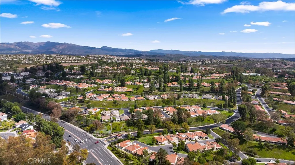 28037 Via Tirso, Mission Viejo, California 92692 home-pic-7