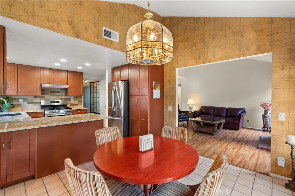 28037 Via Tirso, Mission Viejo, California 92692 home-pic-22