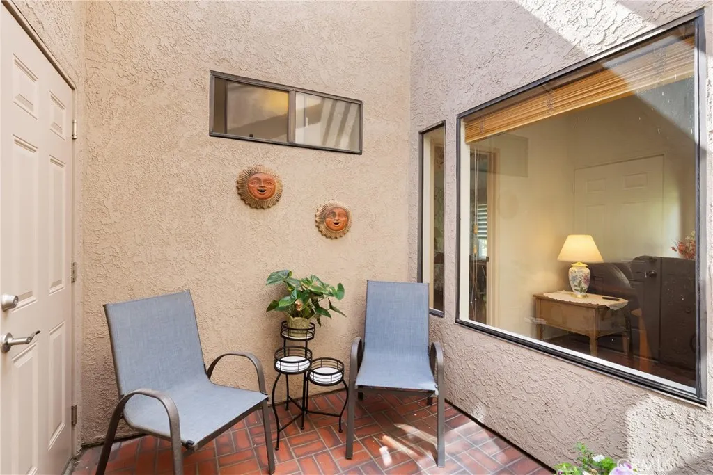 28037 Via Tirso, Mission Viejo, California 92692 home-pic-25
