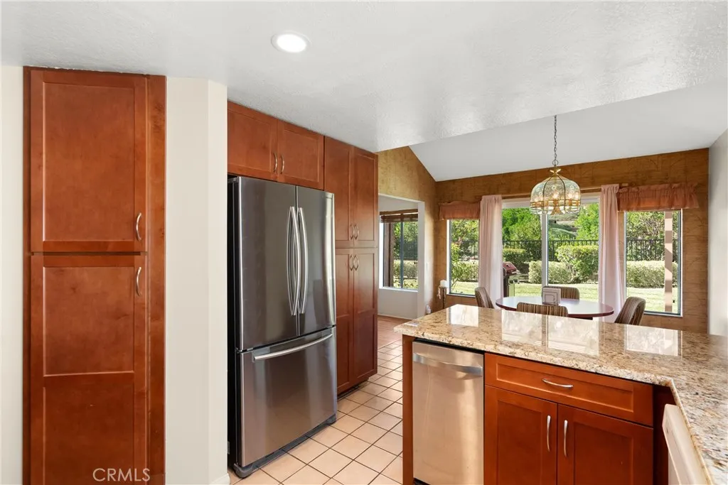 28037 Via Tirso, Mission Viejo, California 92692 home-pic-15