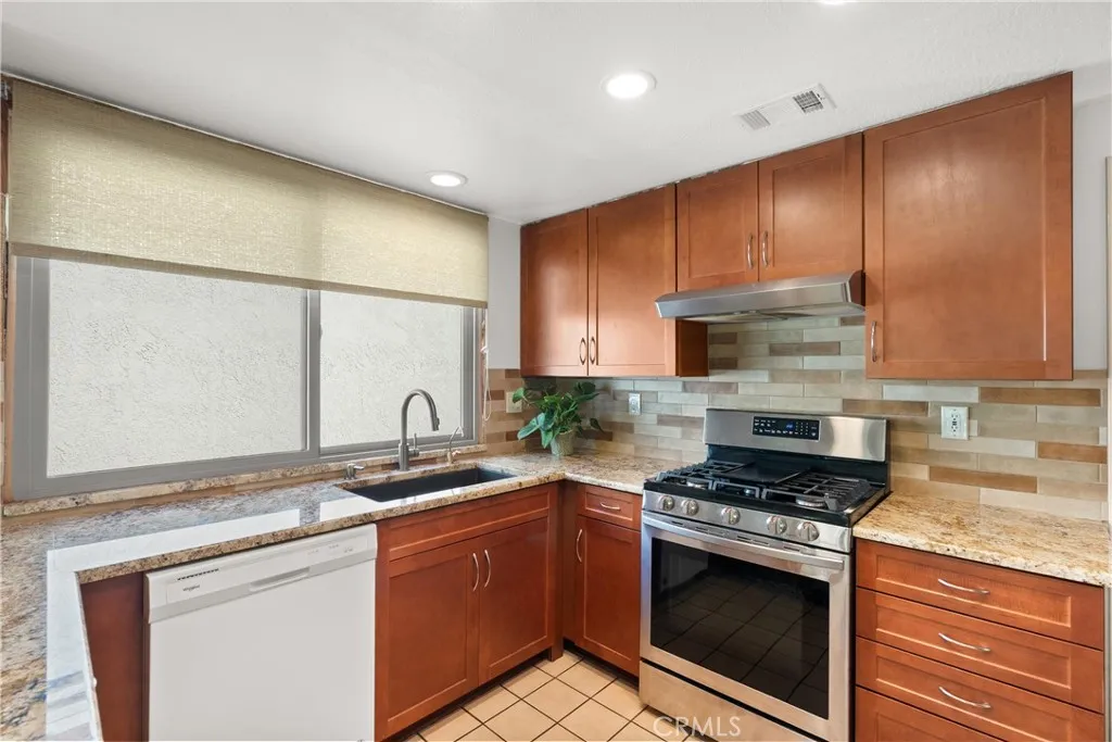 28037 Via Tirso, Mission Viejo, California 92692 home-pic-14