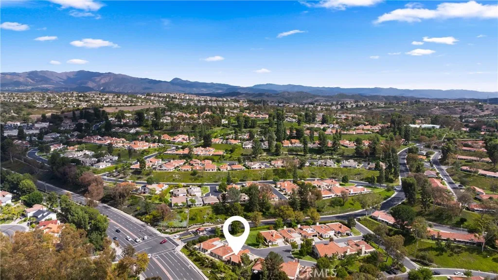 28037 Via Tirso, Mission Viejo, California 92692 home-pic-10