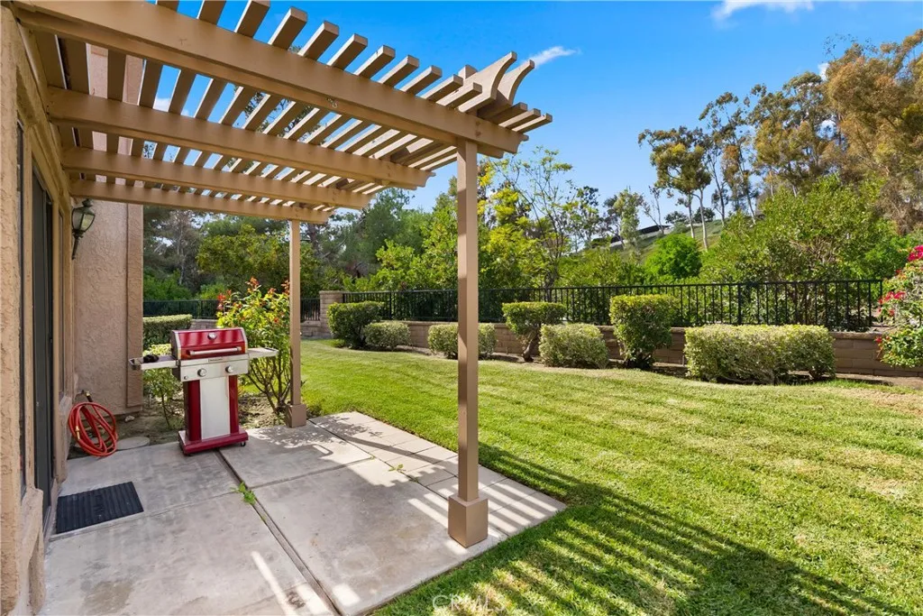 28037 Via Tirso, Mission Viejo, California 92692 home-pic-36