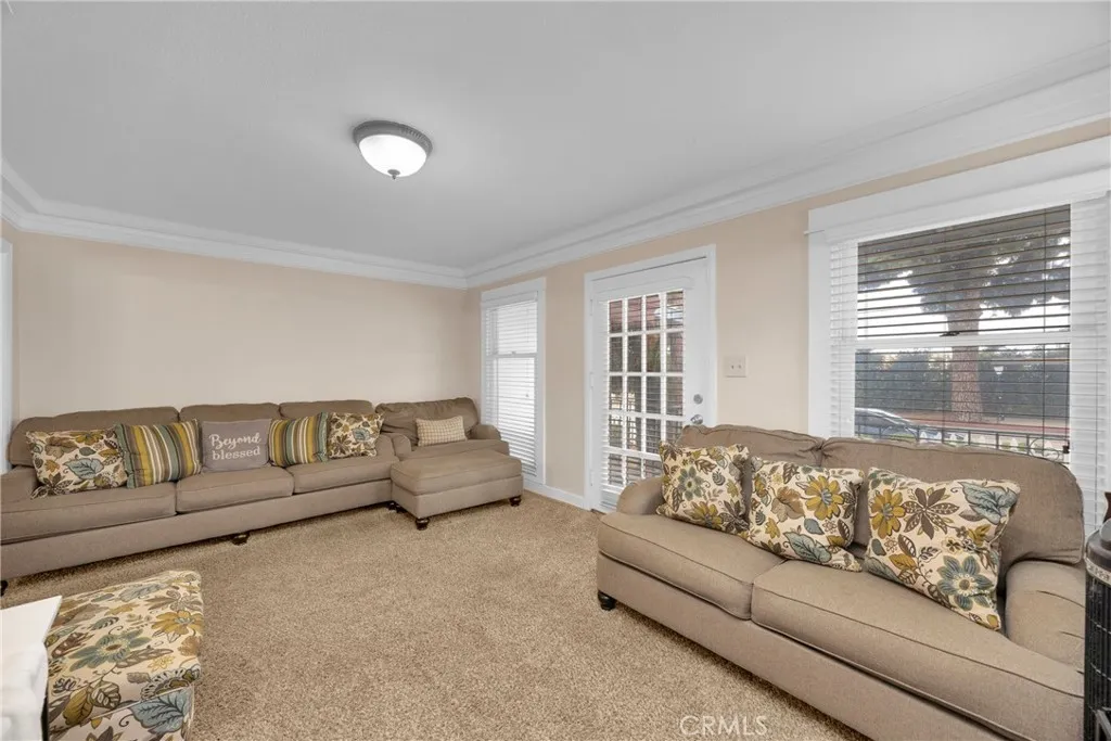 7606 7608 Pickering Avenue, Whittier, California 90602 home-pic-24