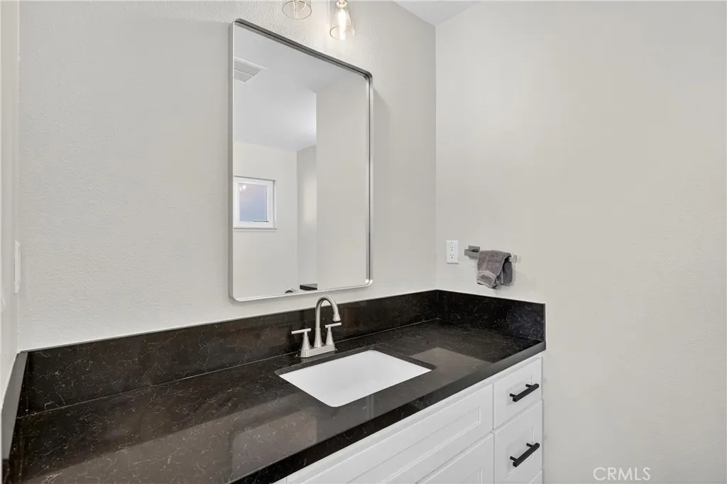 1427 Laramie, Redlands, California 92374 home-pic-26
