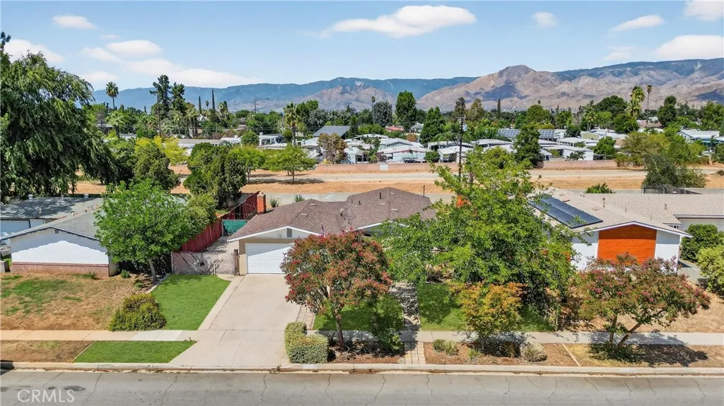 1427 Laramie, Redlands, California 92374 home-pic-8