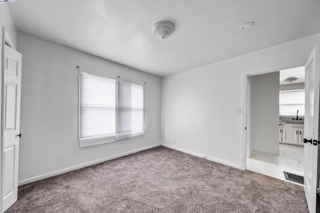 3019 Florida St, Oakland, California 94602 home-pic-4