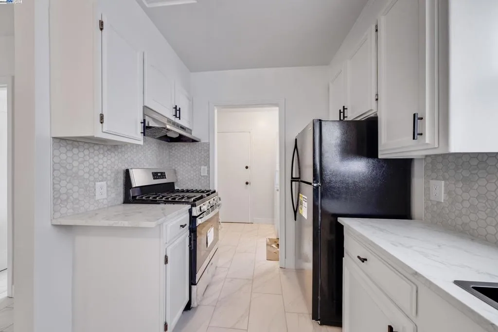 3019 Florida St, Oakland, California 94602 home-pic-6