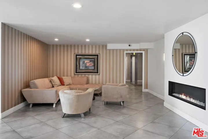 1230 Horn Avenue 529, West Hollywood, California 90069