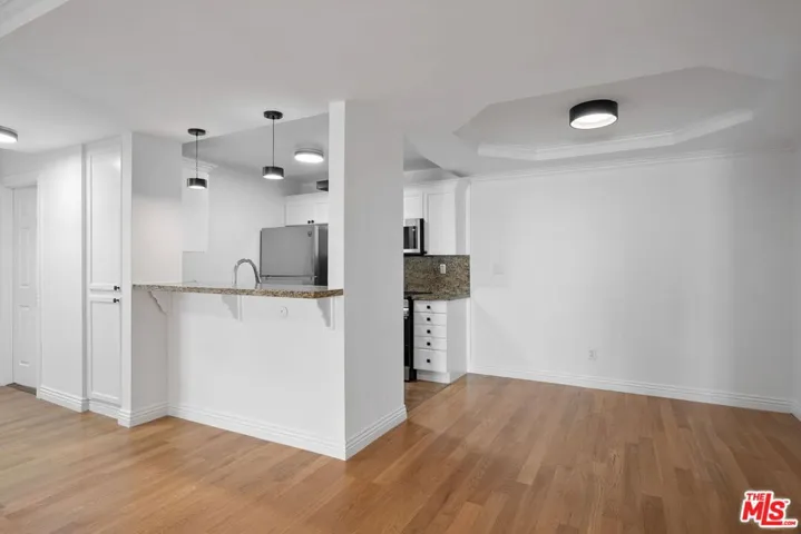 1230 Horn Avenue 529, West Hollywood, California 90069